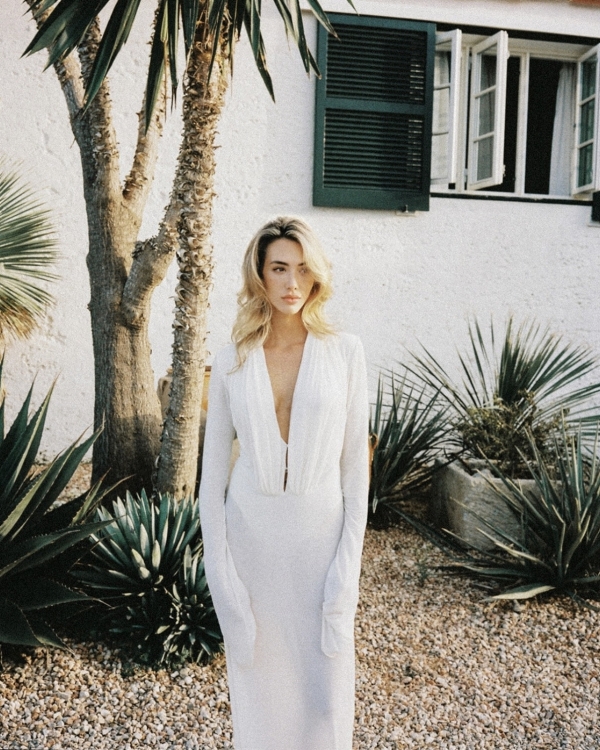 An Intimate Menorca Quarry Wedding with Avant-Garde Design, Gospel Harmonies & Vintage Bridal Looks