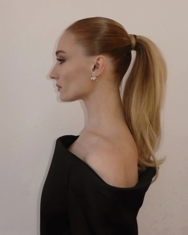 How to Make Your Wedding Hair Stay Perfect All Day