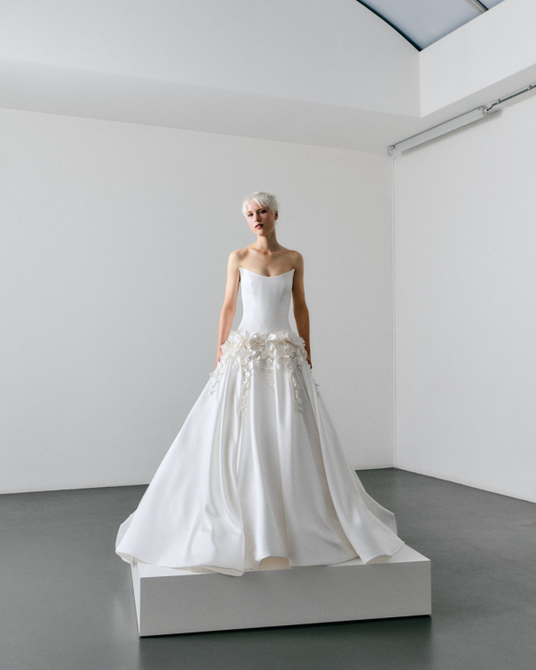 Viktor & Rolf Mariage Unveils Fall 2026 Bridal Collection