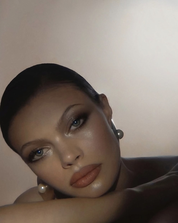 Trend: Toasty Glam Makeup