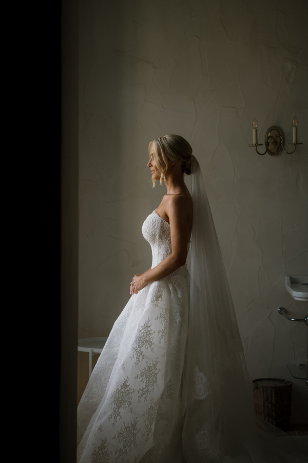 Beauty Brooke Lilias