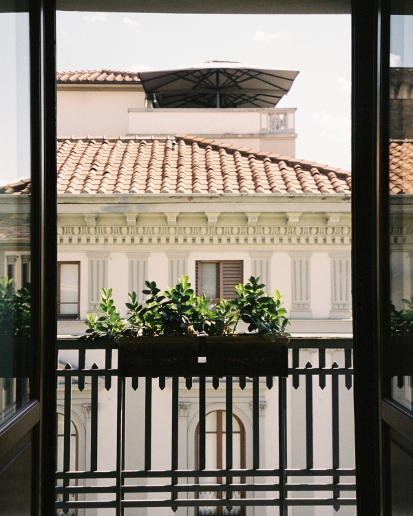 Influencer Angela Caloisi’s Tuscan Villa Wedding Was the Epitome of Cinematic Elegance