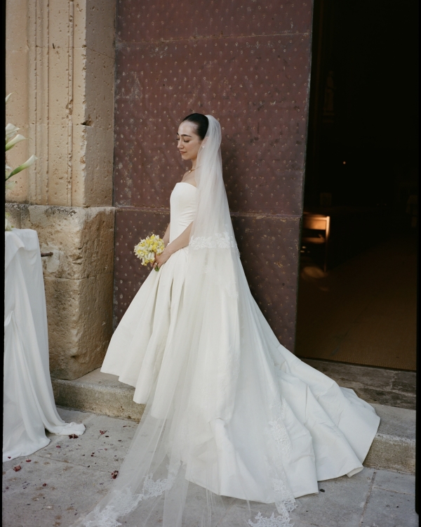 An Artistic Wedding Amongst a Hidden Stone Quarry in Provence