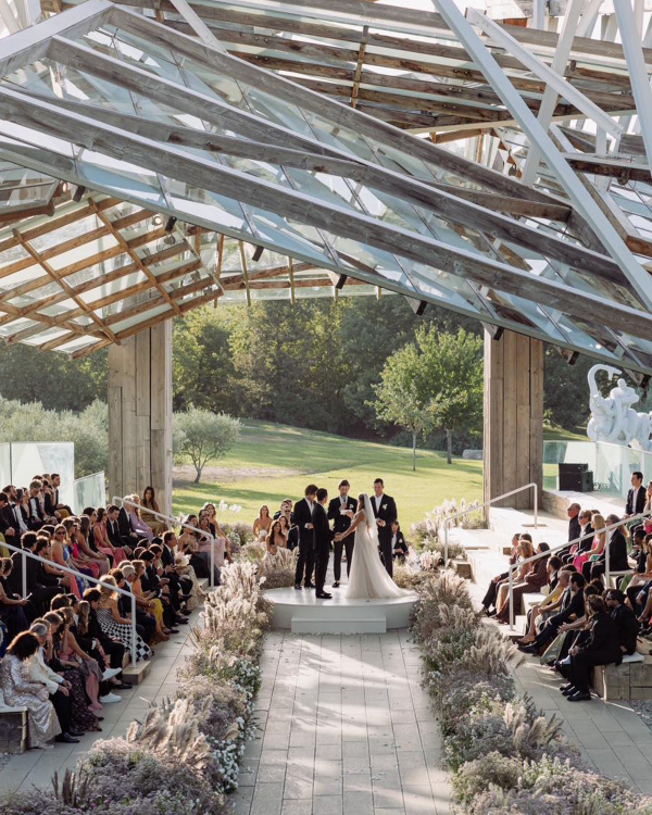 Wedding Florist in Europe | European Wedding Decorators, Flower Arrangements | Bouquet For Bride