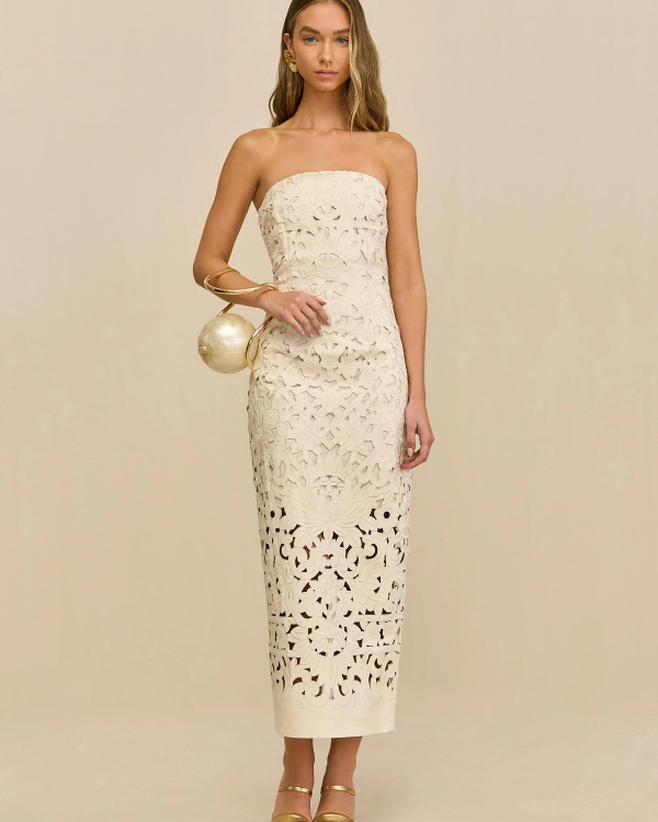 35 Chic Second Bridal Looks Under $1,000