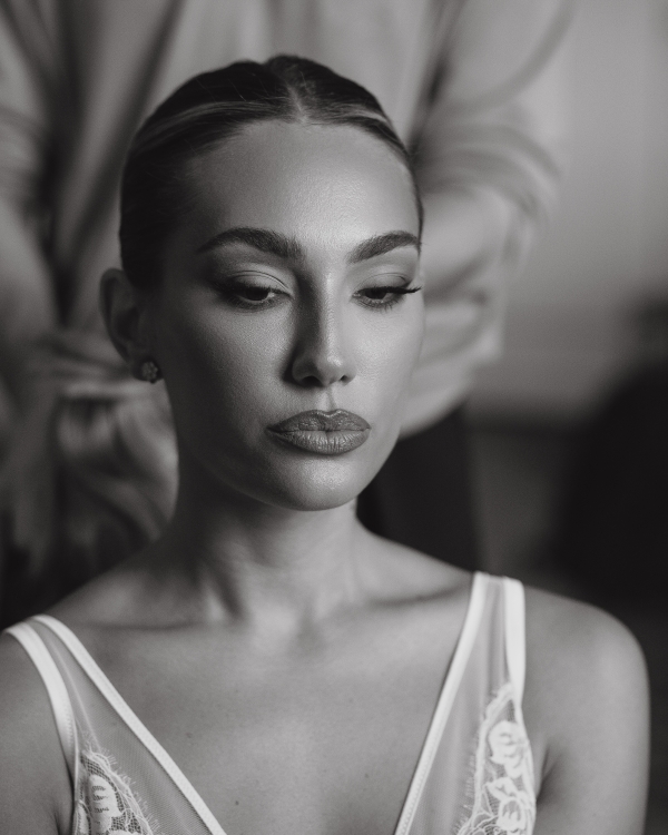 Influencer Angela Caloisi’s Tuscan Villa Wedding Was the Epitome of Cinematic Elegance