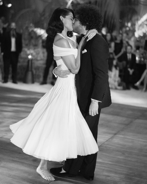Selena Gomez and Benny Blanco’s Stunning Wedding Photos Revealed