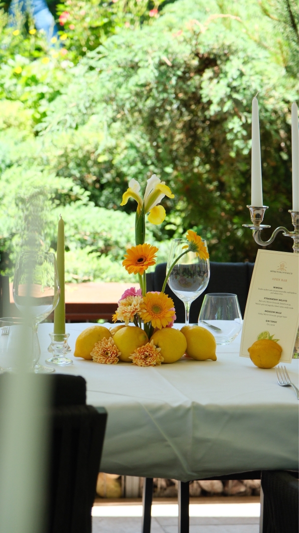 Florists Angie Flowers Studio