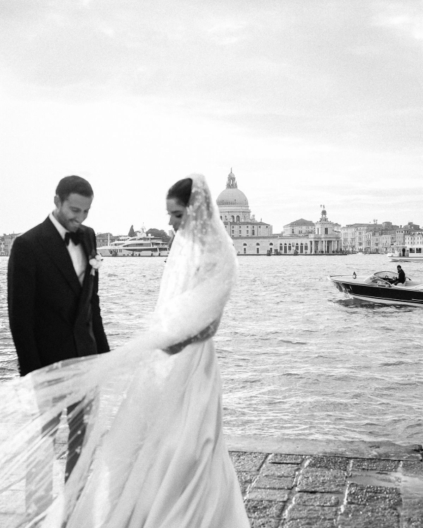 Here’s How to Add High-Fashion Edge to Your Wedding Gallery