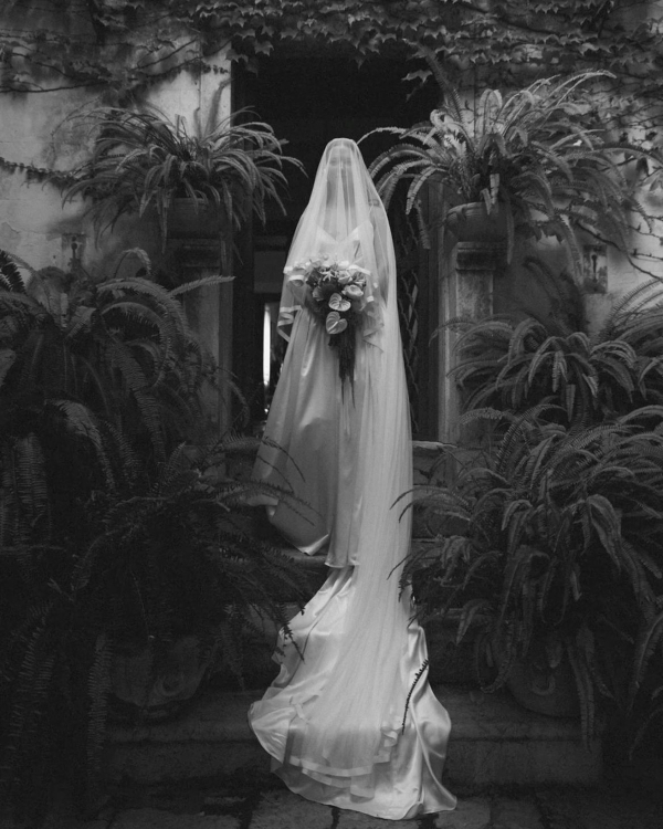 Here’s How to Add High-Fashion Edge to Your Wedding Gallery