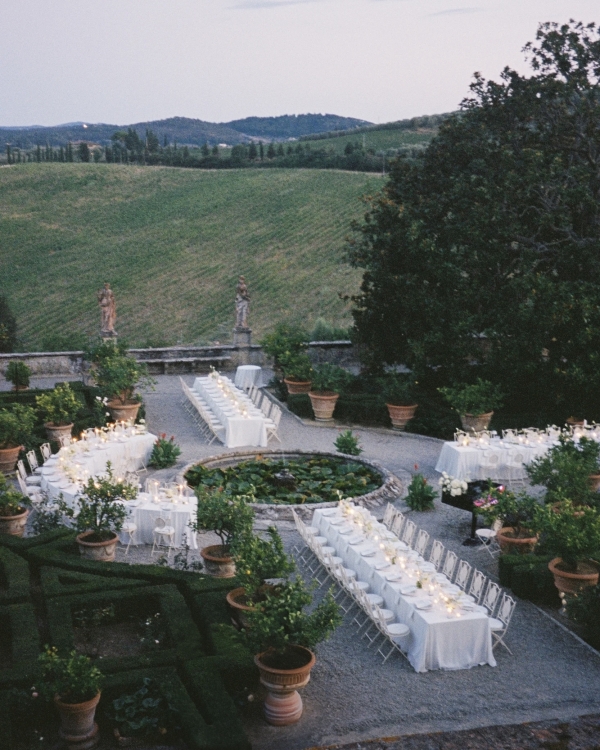Influencer Angela Caloisi’s Tuscan Villa Wedding Was the Epitome of Cinematic Elegance