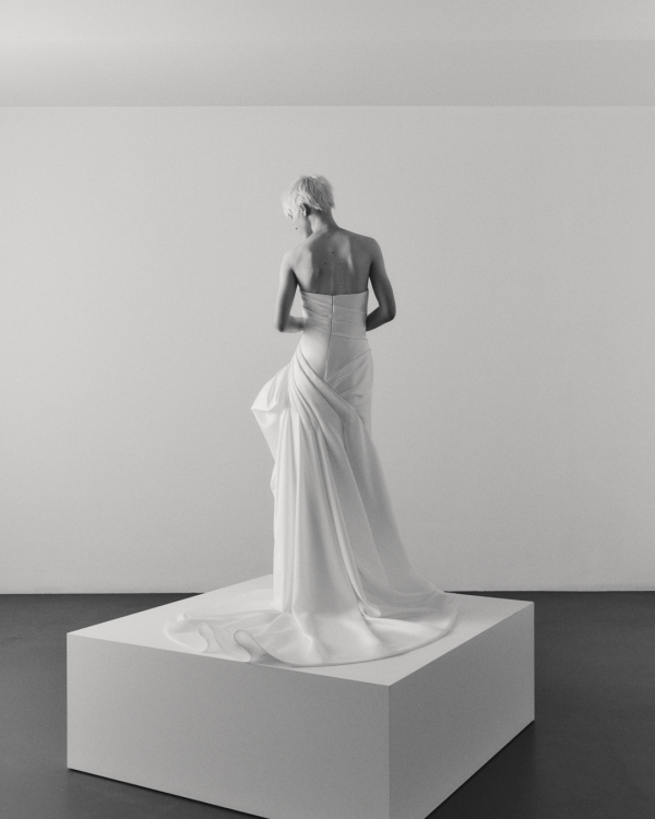 Viktor & Rolf Mariage Unveils Fall 2026 Bridal Collection