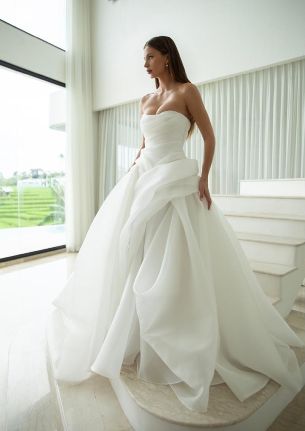 Bridal Mariana Hardwick