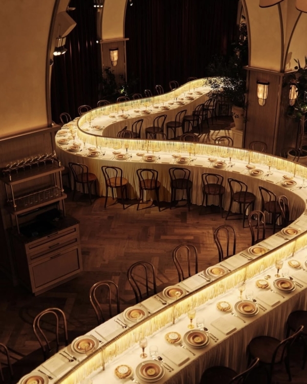 What to Consider When Booking Your Wedding Venue