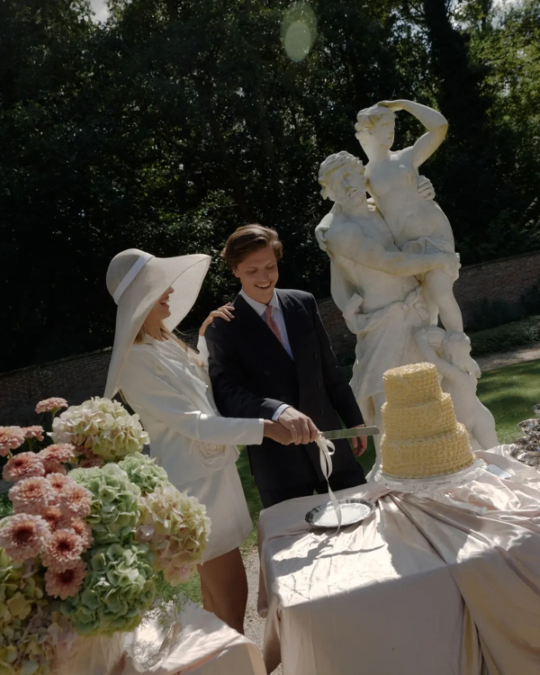 Here’s How to Add High-Fashion Edge to Your Wedding Gallery