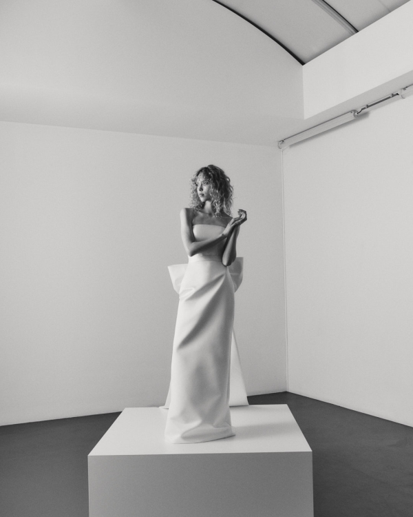 Viktor & Rolf Mariage Unveils Fall 2026 Bridal Collection