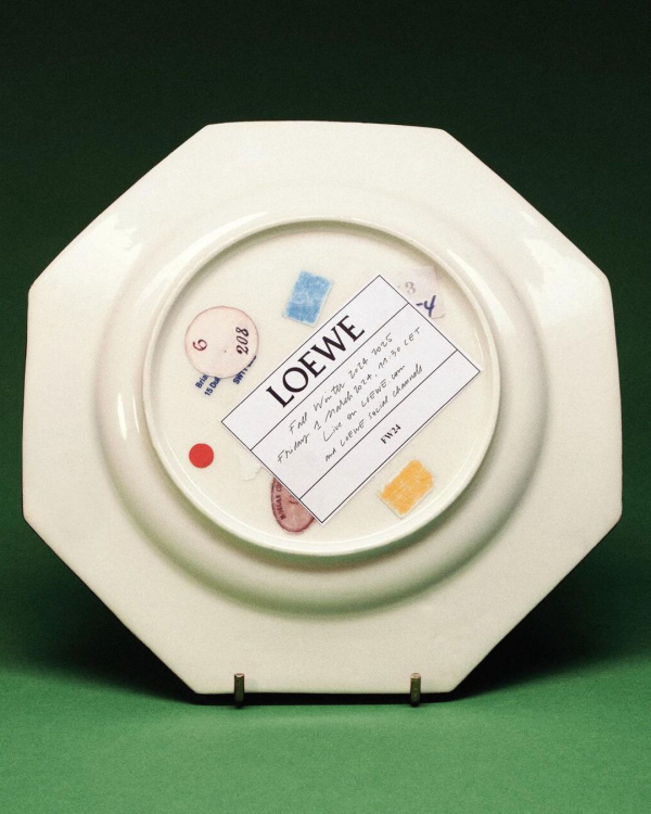 10 Major Wedding Stationery & Signage Trends for 2026