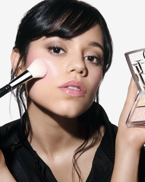 The Must-Have Makeup Products for This Fall Season