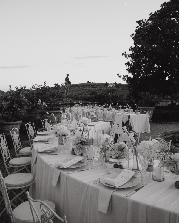 Influencer Angela Caloisi’s Tuscan Villa Wedding Was the Epitome of Cinematic Elegance