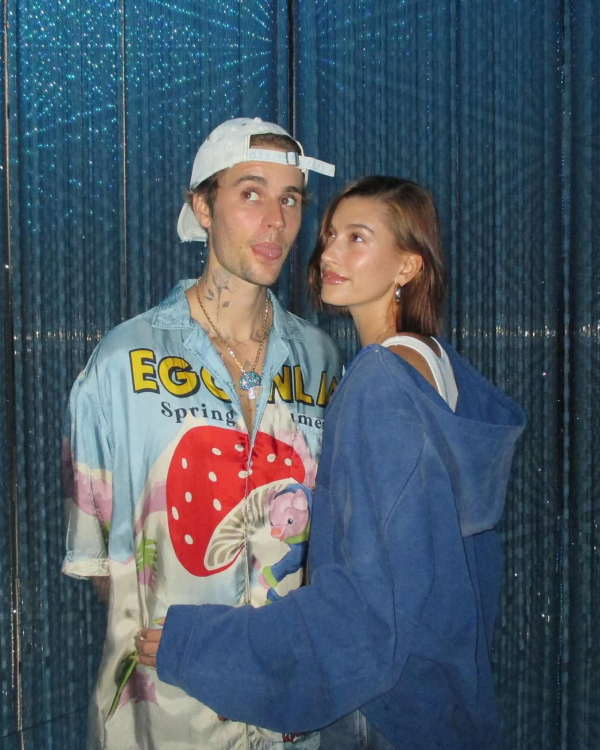 30 Iconic Halloween Costumes for Couples