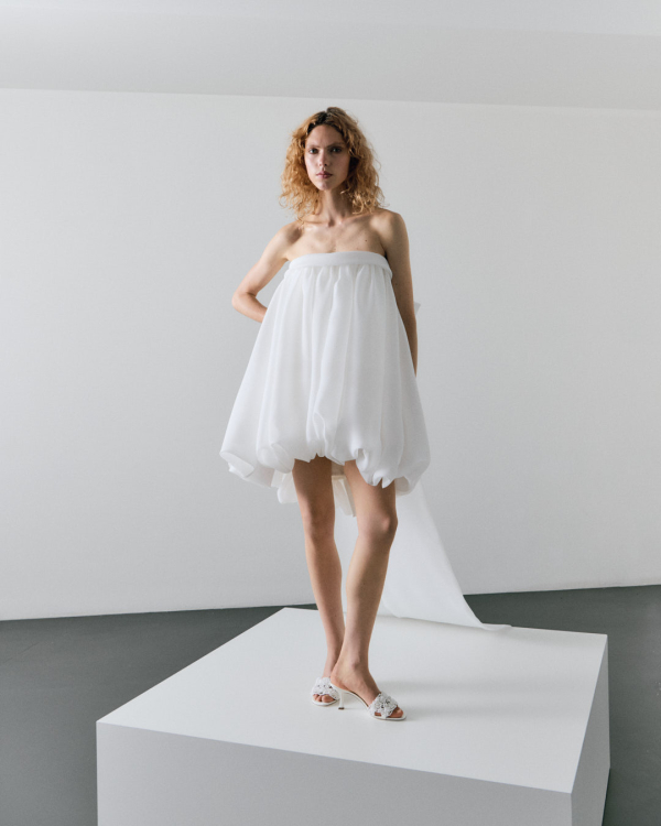 Viktor & Rolf Mariage Unveils Fall 2026 Bridal Collection