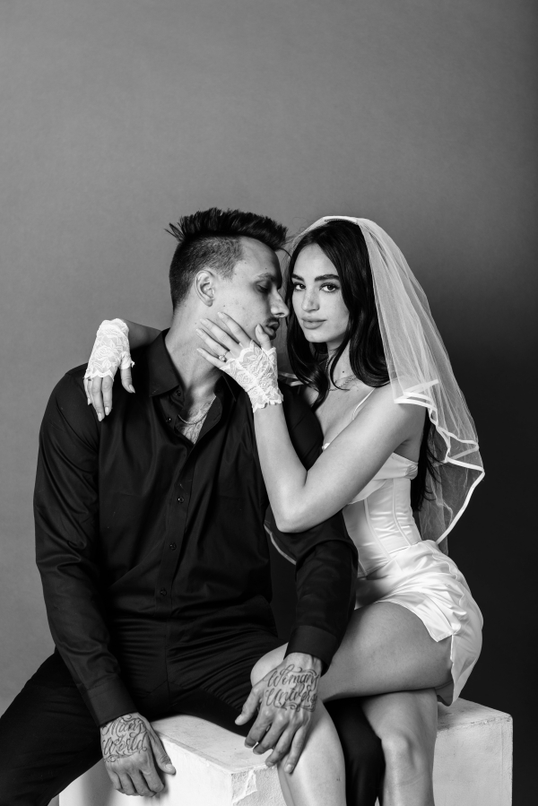 Classic Black Tie Wedding Pictures  | Sara & Devin's Black Tie Wedding in California | Photo