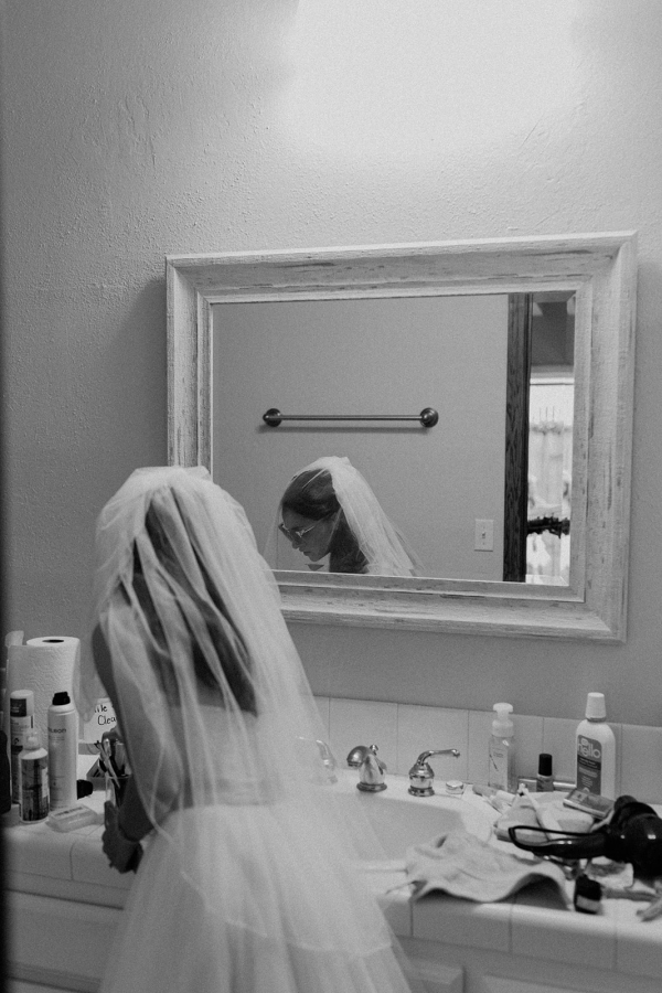 Photographers Olive and Oath