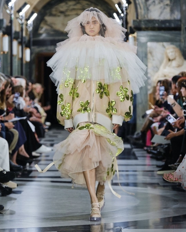 Alternative Bridal Looks | London Fashon Week September 2022 | Simone Rocha Wedding Dress | Molly Goddard, Dilara Findikoglu, Erdem, Harris Reed