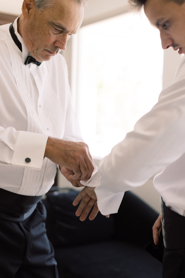 Classic Black Tie Wedding Pictures  | Sara & Devin's Black Tie Wedding in California | Photo