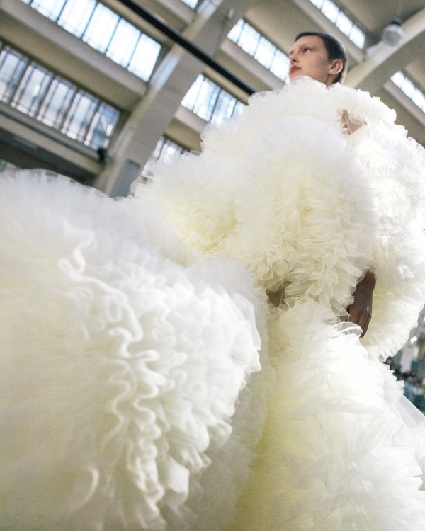 Alternative Bridal Looks | London Fashon Week September 2022 | Simone Rocha Wedding Dress | Molly Goddard, Dilara Findikoglu, Erdem, Harris Reed