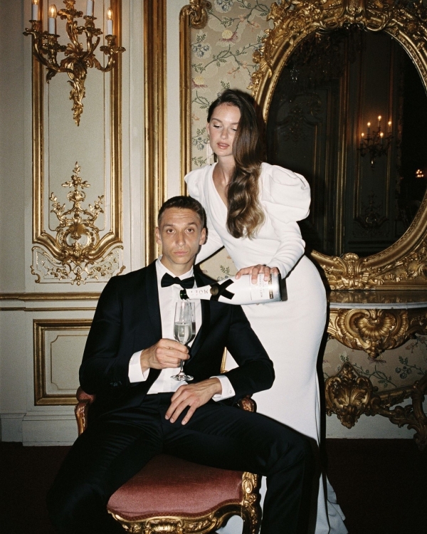 Wedding Set in the Casino