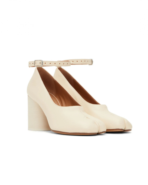 Perfect Bridal Shoes for the Fall