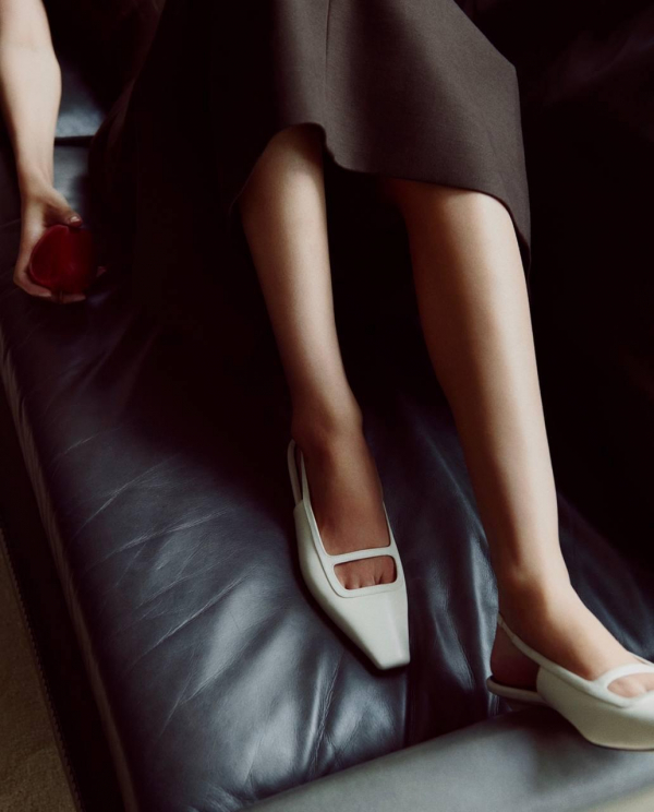 Best Bridal Shoes for Wide Feet | The Most Comfortable Wedding Shoes | High & Low Heel | Wedding Flats