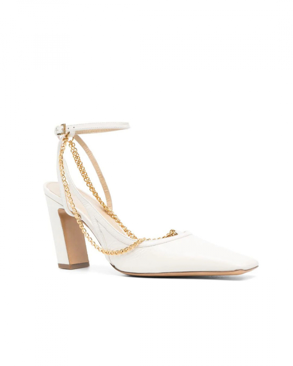 Perfect Bridal Shoes for the Fall