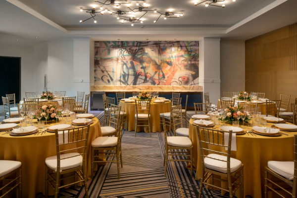 Venues The Clancy, Autograph Collection