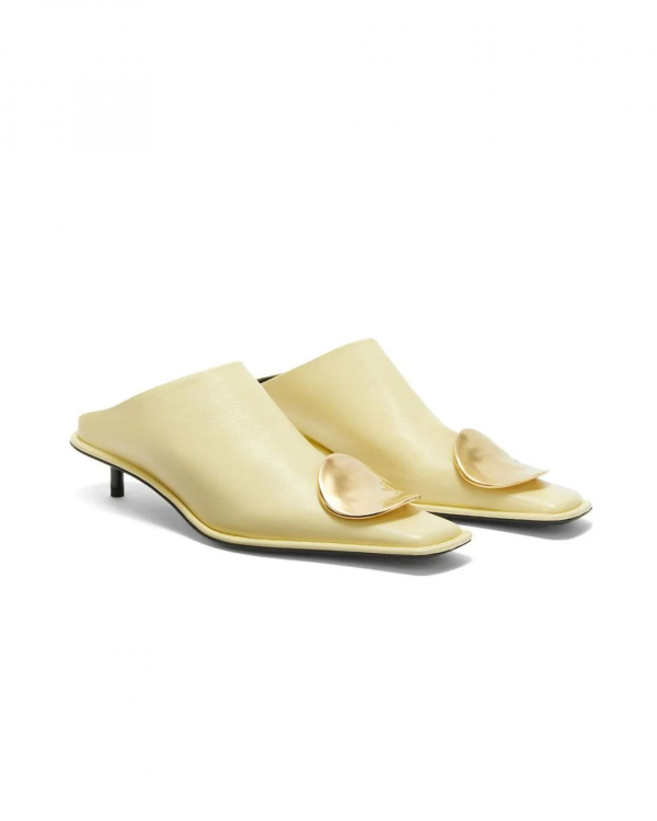 Perfect Bridal Shoes for the Fall