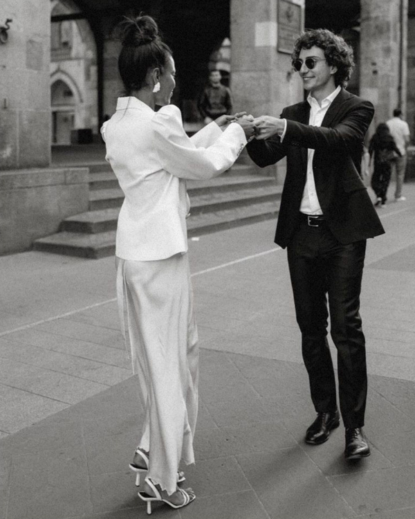 How to Choose The Right Photographer for Your Intimate Wedding?