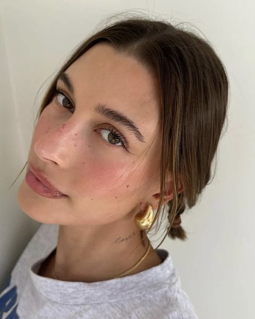 What is Hailey Bieber's Strawberry Girl Makeup and How Can It Be a Go-to For Your Bridal Look?