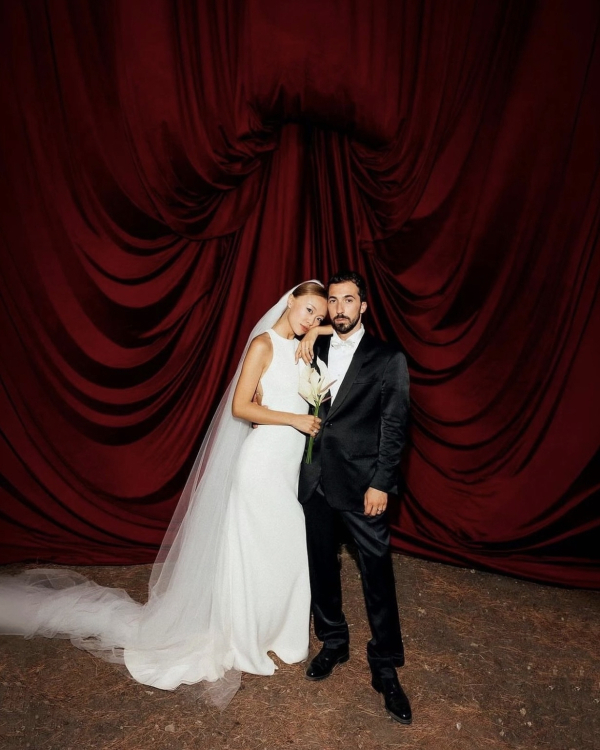 Trend: Wedding Drapery