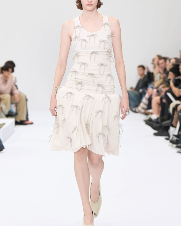 70 Looks from the SS25 RTW Runways for the Fashion Bride