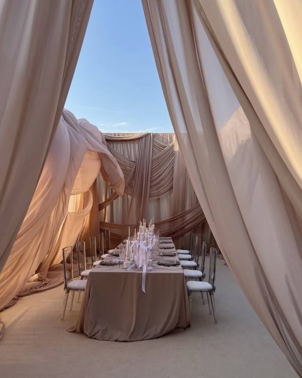 Trend: Wedding Drapery