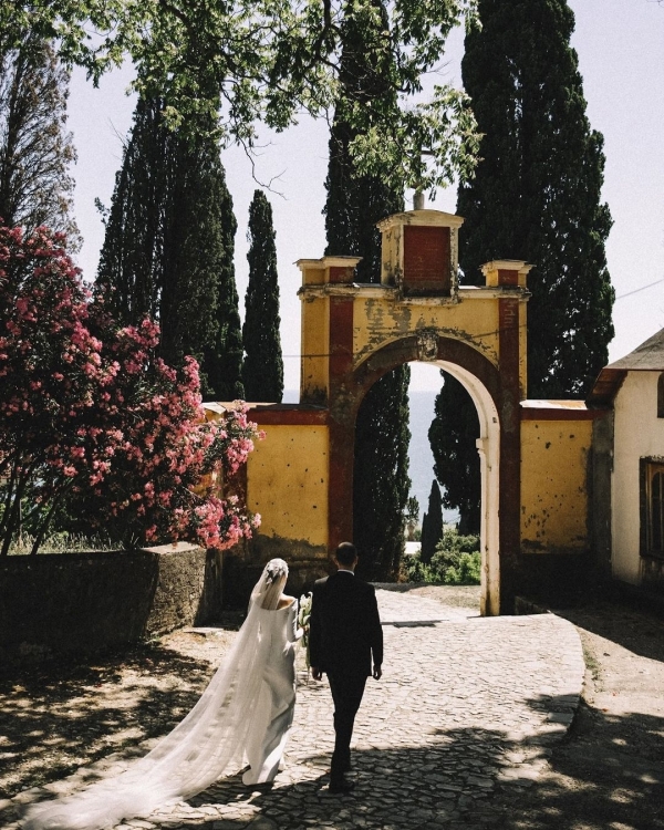 24 Clever Ways to Save Budget On Your Wedding