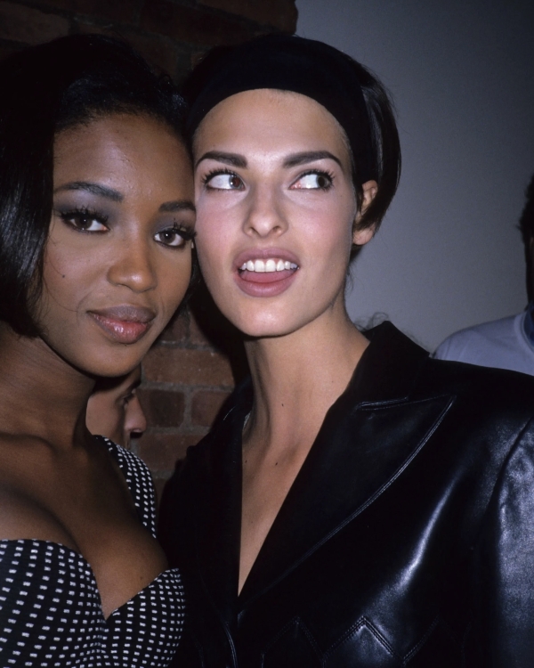 In Vogue: The 90s TV Series Released | Naomi Campbell, Kim Kardashian, and more in the new fashion documentary about Vogue