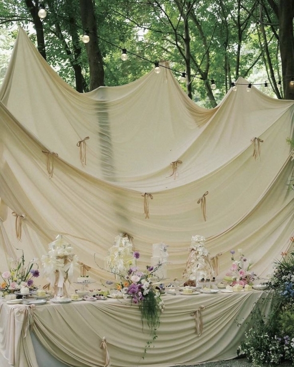 Trend: Wedding Drapery