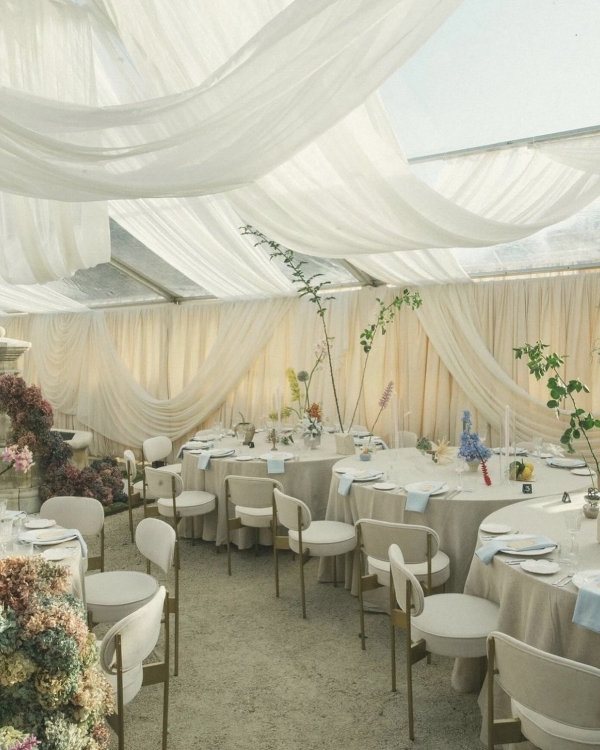 Trend: Wedding Drapery
