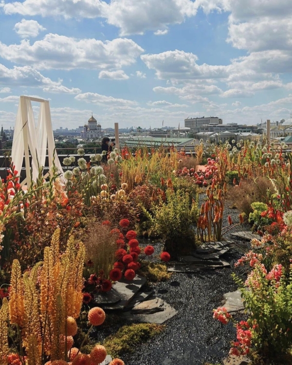 Beautiful Flower Altar Arrangement Ideas