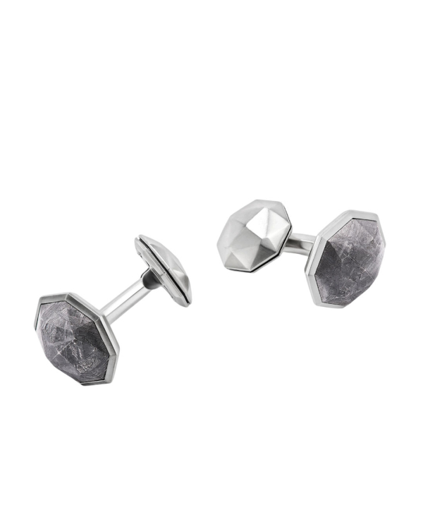 30 Gift Ideas for Your Groom View News