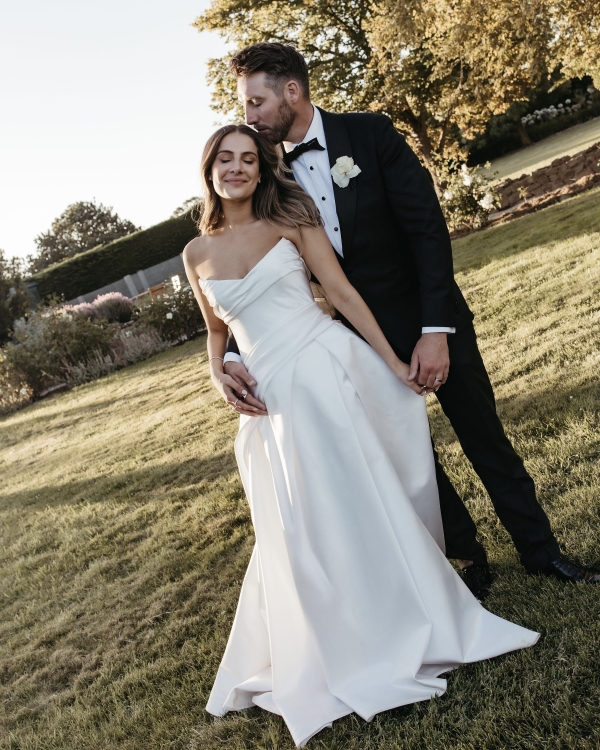 A Romantic Wedding in the Australian Countryside