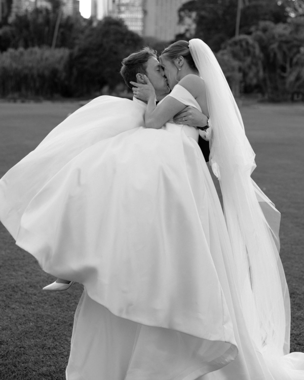 Interview with Wedding Photographer Oliver Hartley