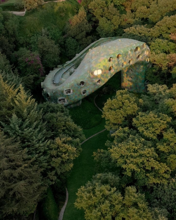 11 Major Event Design Trends for 2025 Weddings